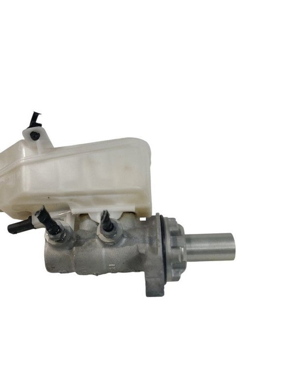 Brake Master Cylinder Fits 17-23 BOLT 652779
