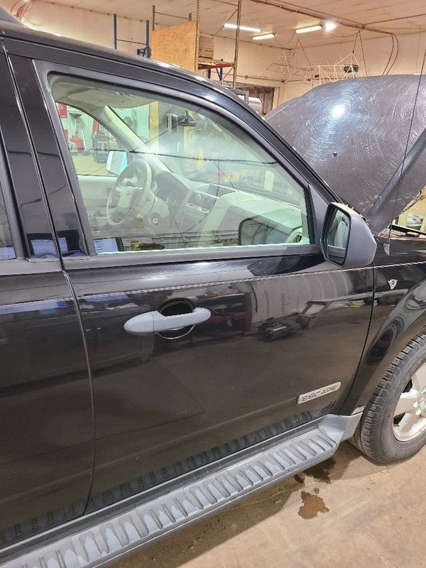 Passenger Right Front Door Electric Fits 08 ESCAPE 671714