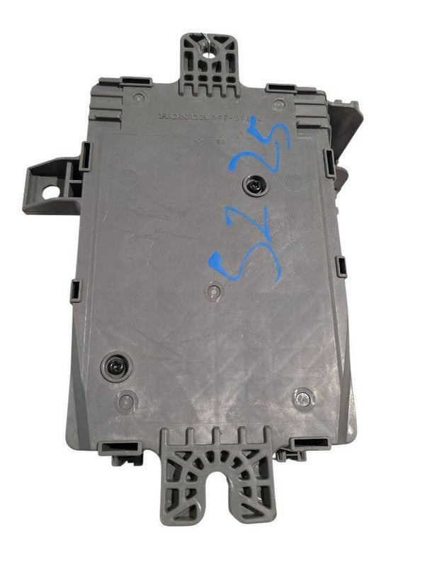 TSX       2012 Fuse Box Cabin 649135