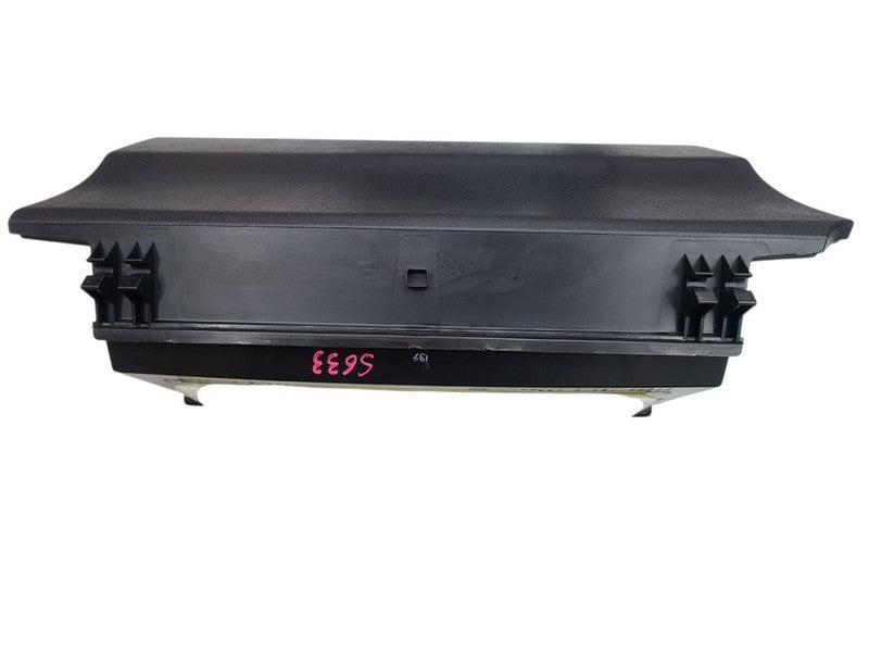 NX200T    2016 Glove Box 673831