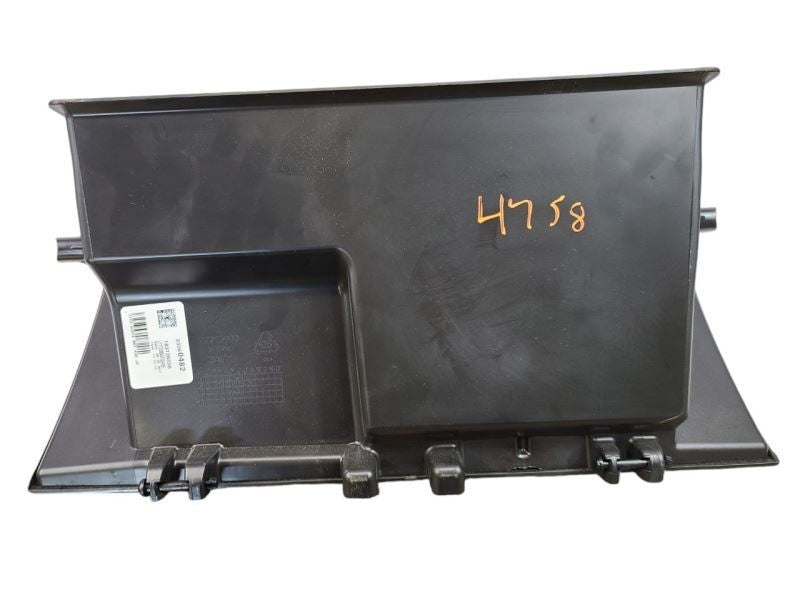 COLORADO  2018 Glove Box 598232