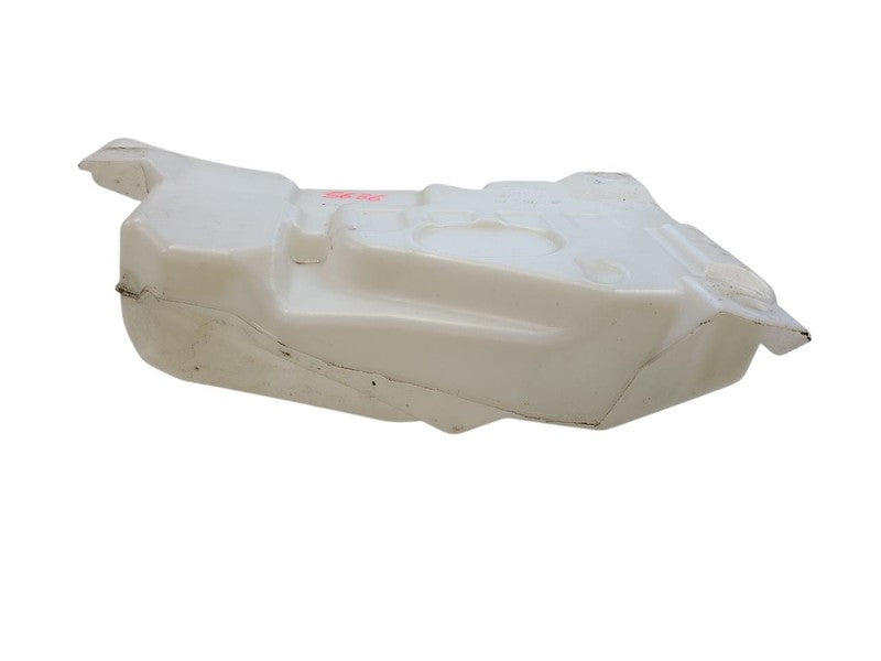 Wash Reservoir Classic Style VIN 8 Or 9 Fits 19-22 SIERRA 1500 PICKUP 