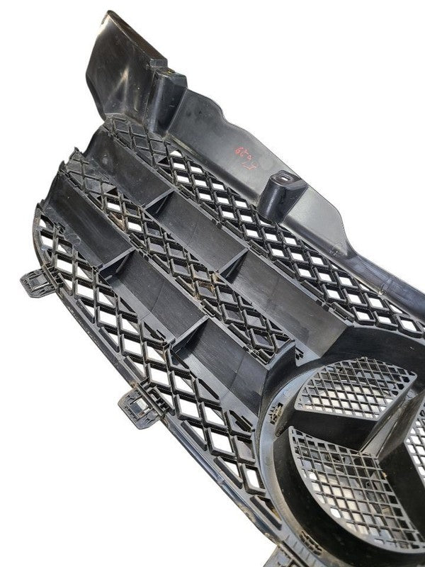 Grille Fits 10-13 MERCEDES SPRINTER 2500 673563