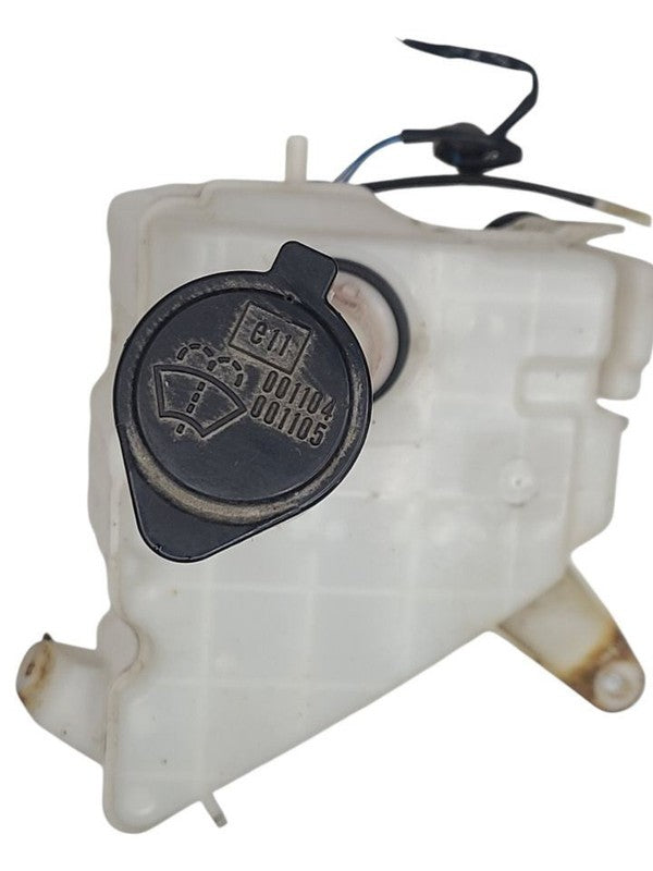 Wash Reservoir 2.5 Liter Capacity With Rear Wiper Fits 98-02 4 RUNNER 