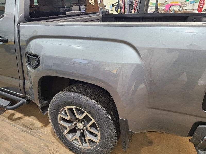 Pickup Box Crew Cab 5' 2" Box Fits 15-22 CANYON 670734