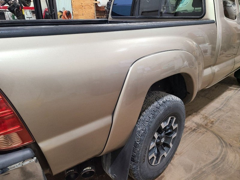 Pickup Box Thru 4/08 6' Long Box With Fender Flare Fits 05-08 TACOMA 6