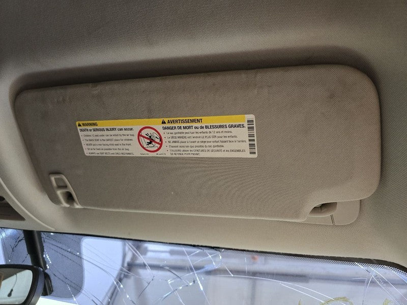 Passenger Sun Visor With Illumination Fits 07-14 SIERRA 2500 PICKUP 64