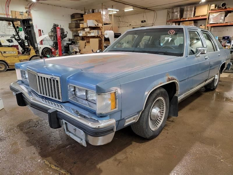 GRAND MAR 1986 Seat Belt Front 562716