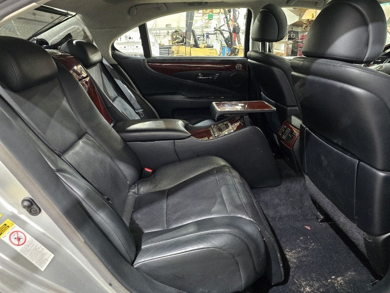 Seat Belt Front Bucket Driver Buckle Fits 07-12 LEXUS LS460 623534