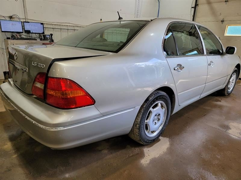 LS430     2002 Steering Wheel 547066