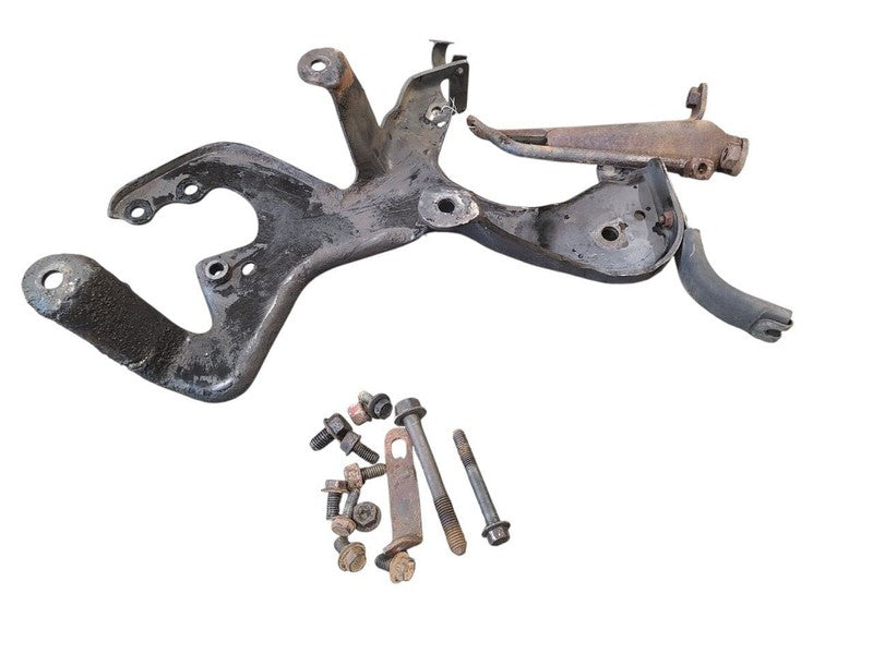 TCHEV3500 1990 Brackets Misc 663969