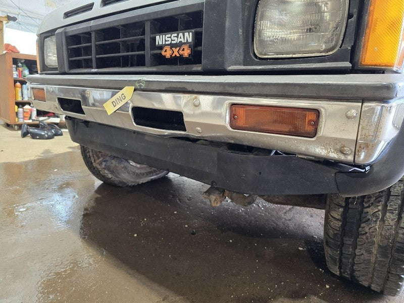 Front Bumper Excluding SE Black Fits 86-92 NISSAN PICKUP 641975