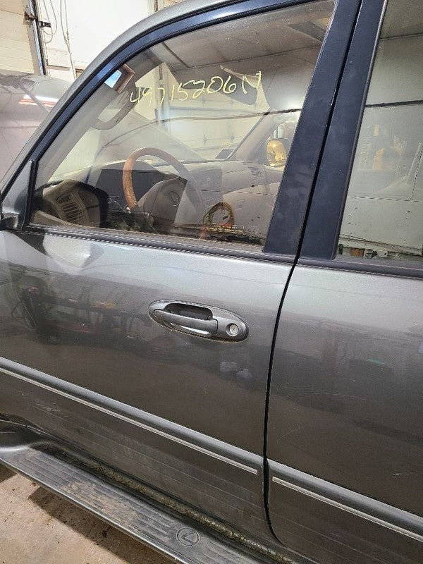 Driver Front Door Without 9 Speaker Option Fits 98-06 LEXUS LX470 6677