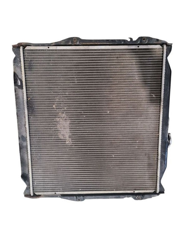 Radiator Fits 96-00 4 RUNNER 621911