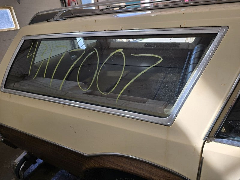 Passenger Right Quarter Glass 4 Door Station Wgn Fits 80-85 CAPRICE 64