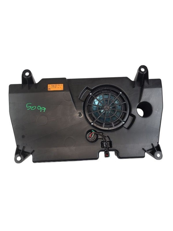 GLA250    2016 Speaker 636511