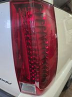 Passenger Tail Light Quarter Mounted Fits 07-14 ESCALADE 613953