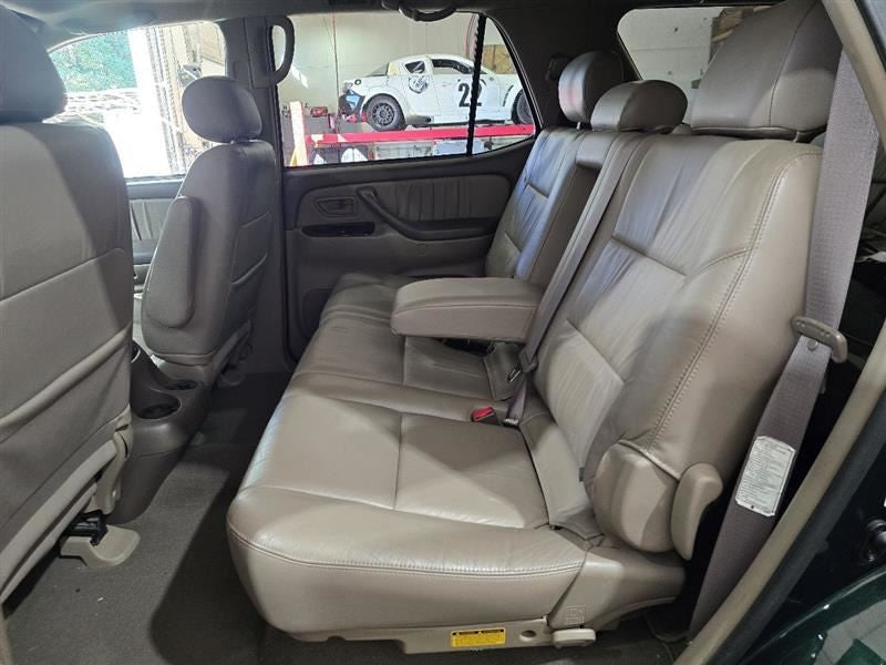 SEQUOIA   2002 Seat Belt Rear 600597
