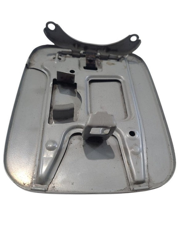 CAMRY     2005 Fuel Filler Door 668275