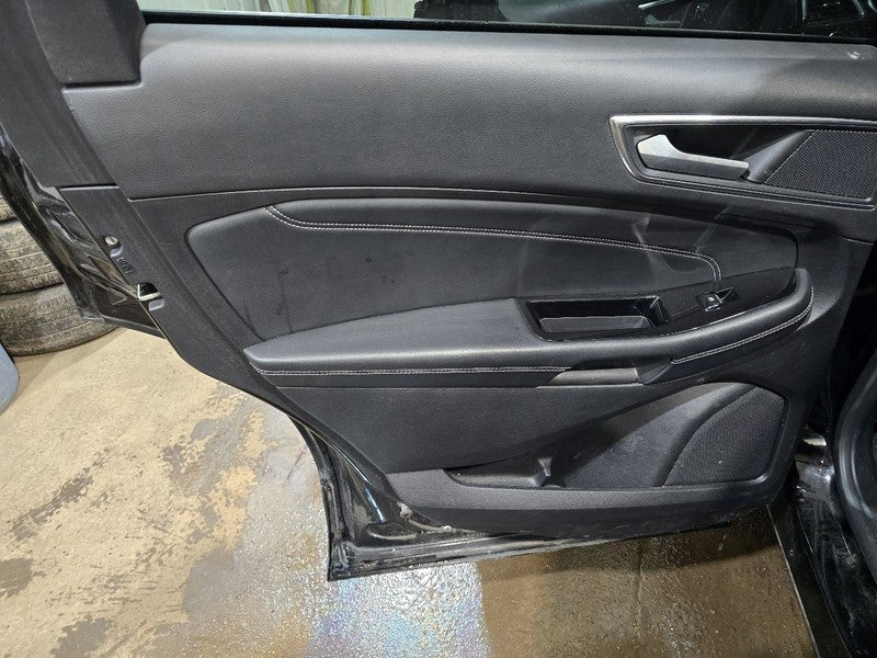 EDGE      2018 Door Trim Panel Rear 635509