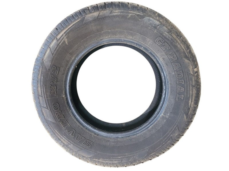 1 Used Tire  235 70 16 Savero 8/32 667413