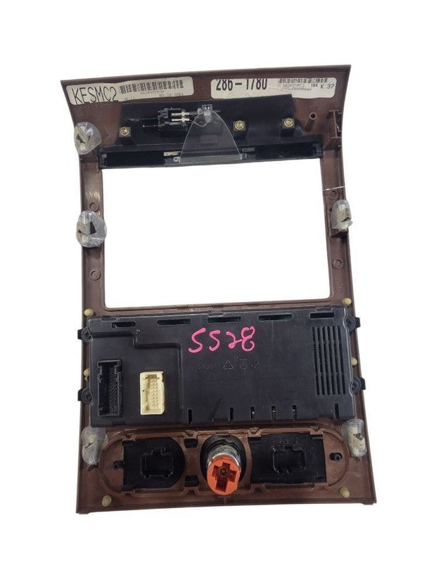 F150      2005 Dash Bezel 666944