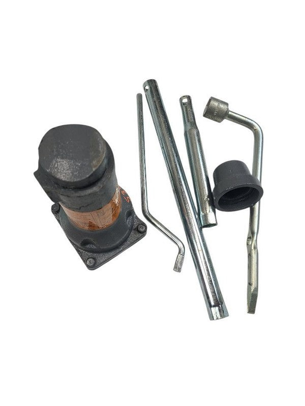 QX4       1999 Jack 658315