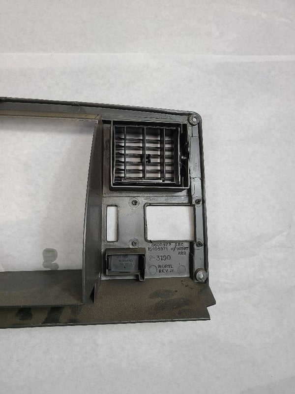 TGMC1500  1990 Dash Bezel 612894