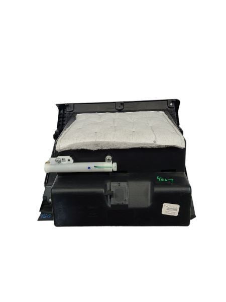 SENTRA    2019 Glove Box 588624