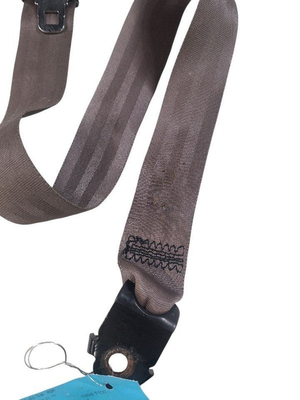 T100      1998 Seat Belt Rear 652968