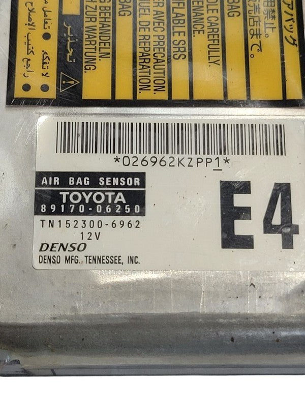 Chassis ECM  Control Under Console Fits 04-06 CAMRY 668304