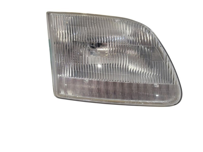 Passenger Headlight Heritage Fits 97-04 FORD F150 PICKUP 665499