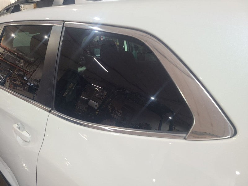 Driver Quarter Glass Privacy Tint Chrome Moulding Fits 19-24 ASCENT 65