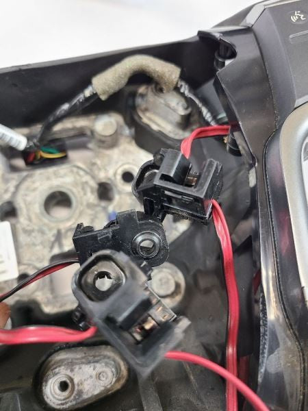SILVRDO25 2019 Steering Wheel 559645