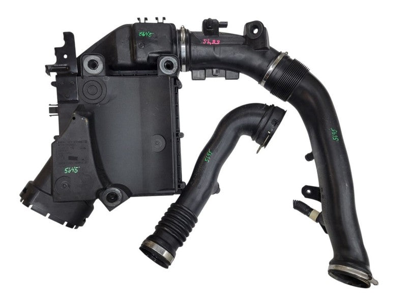 Air Cleaner 3.0L Turbo Fits 12-19 BMW 640i 674558