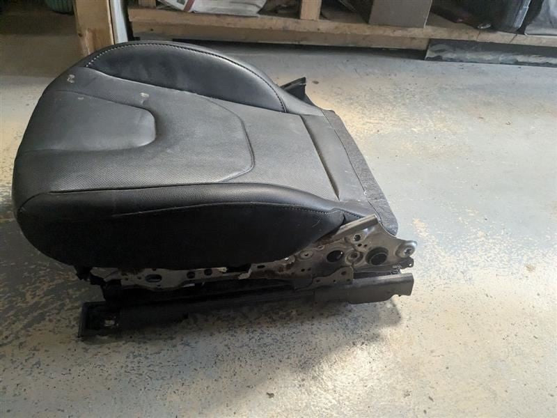 FUSION    2017 Front Seat Track 598118