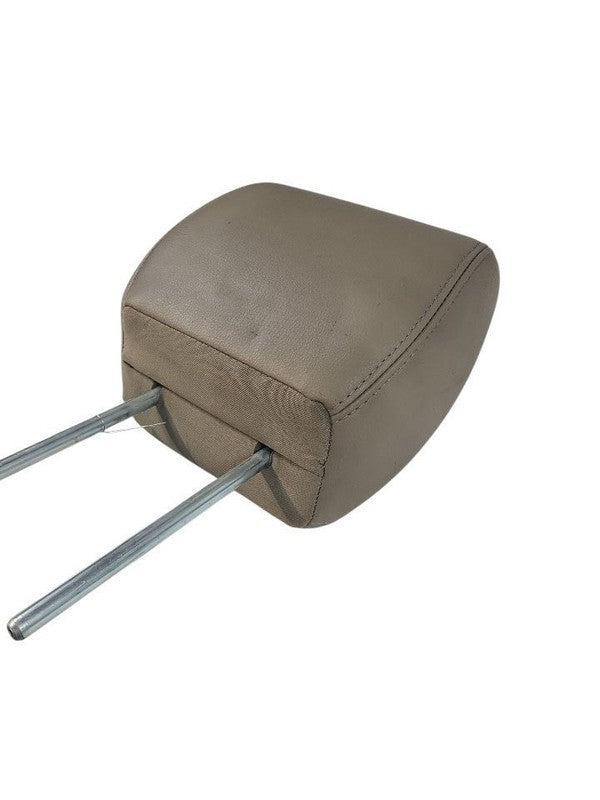 RAM2500   2010 Headrest 646979