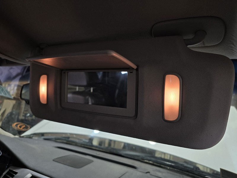 Passenger Right Sun Visor Illuminated Fits 07-14 ESCALADE 613981