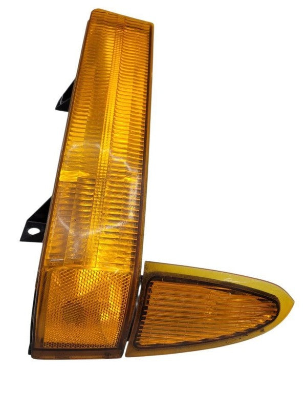 Driver Corner/Park Light Park Lamp-turn Signal Fits 00-01 EXCURSION 67