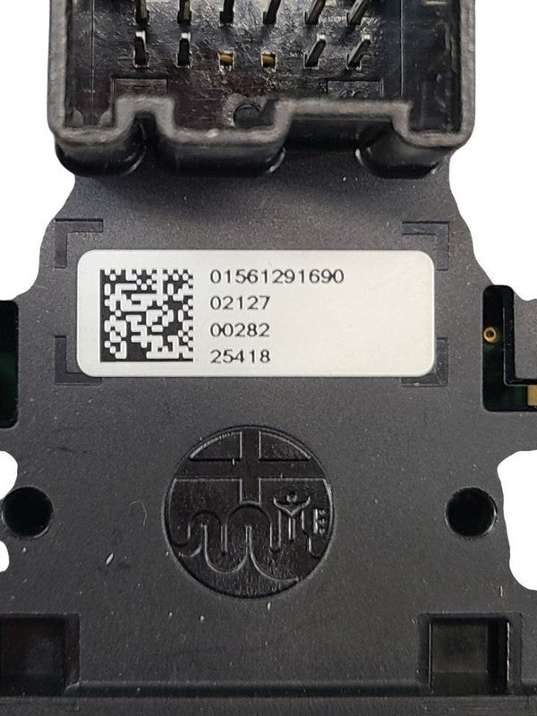 GIULIA    2019 Front Door Switch 612995