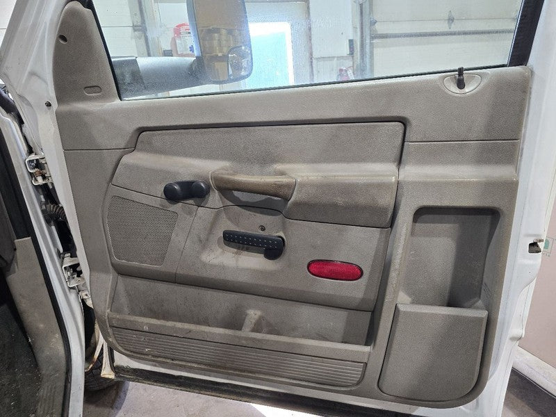 RAM3500   2009 Front Door Trim Panel 618061