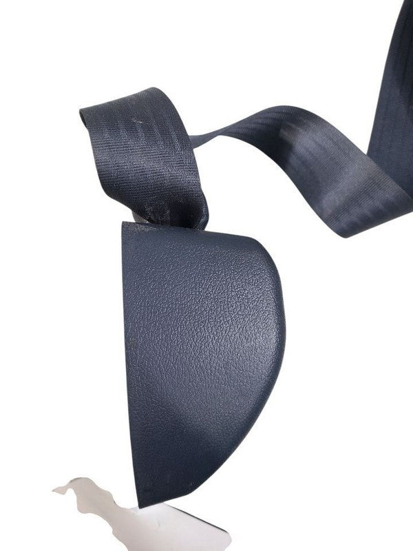 T100      1993 Seat Belt Front 638182