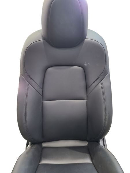 FRONT TESLA 3   2023 Driver's Side Leather Front Seat 577752