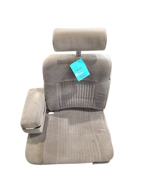 CENTURY   1994 Front Seat 655446