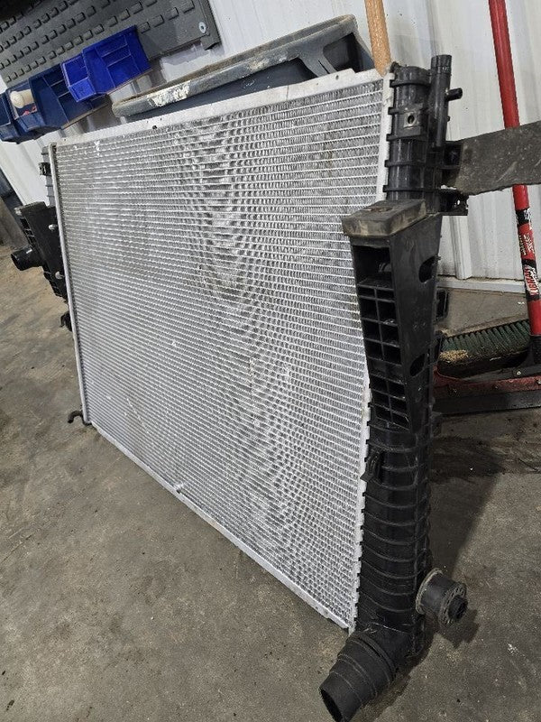 Radiator Fits 08-10 FORD F250SD PICKUP 626855