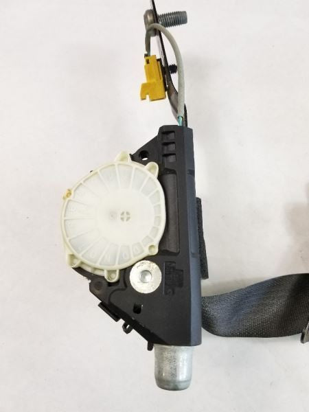 REAR YUKON     2007 2nd Row Passenger Side Retractor Seat Belt Rear 43