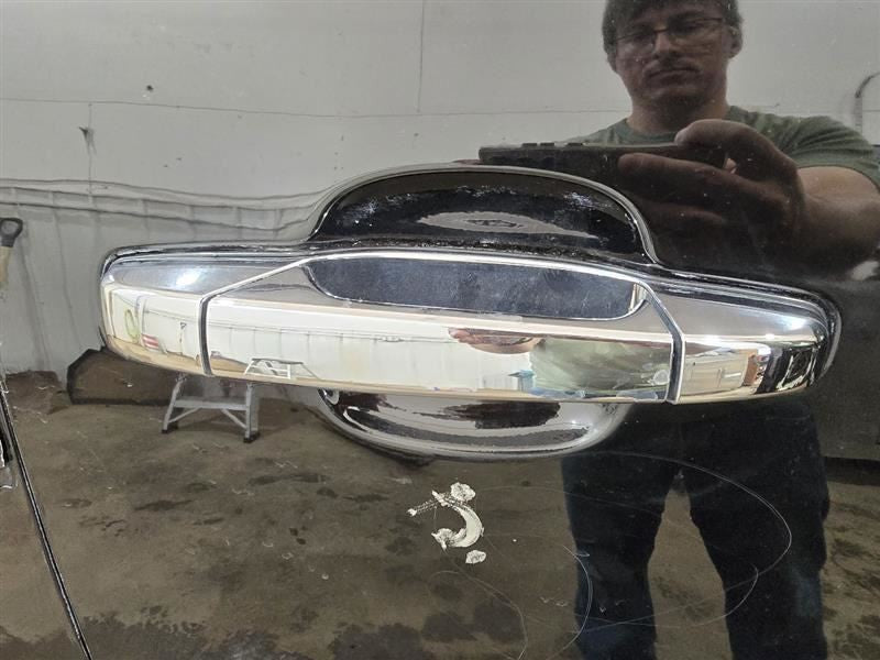 Passenger Door Handle Exterior Door Rear Chrome Fits 07-14 ESCALADE 60