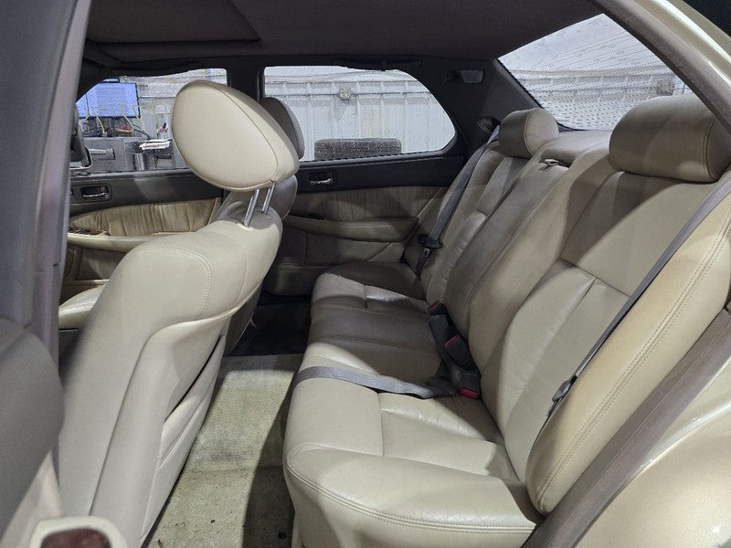 LS400     1992 Seat Belt Front 630264