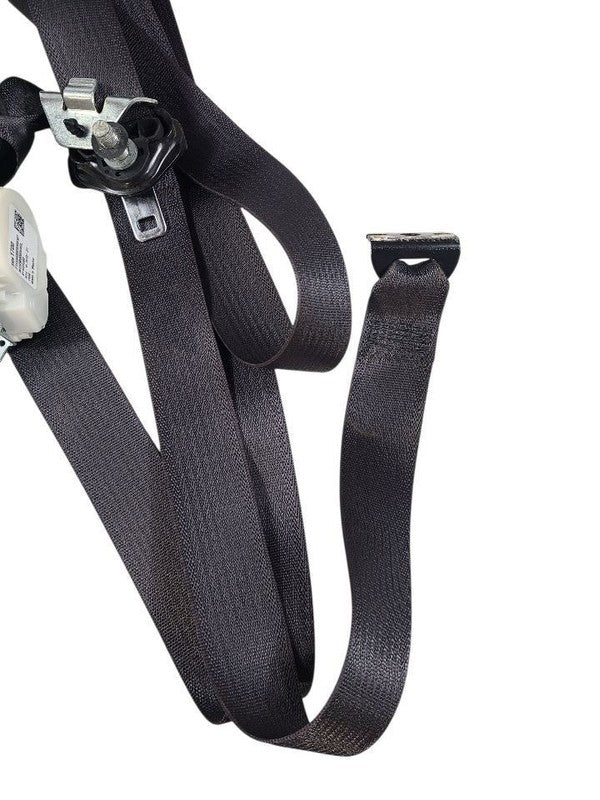 SILVRDO35 2016 Seat Belt Rear 646511