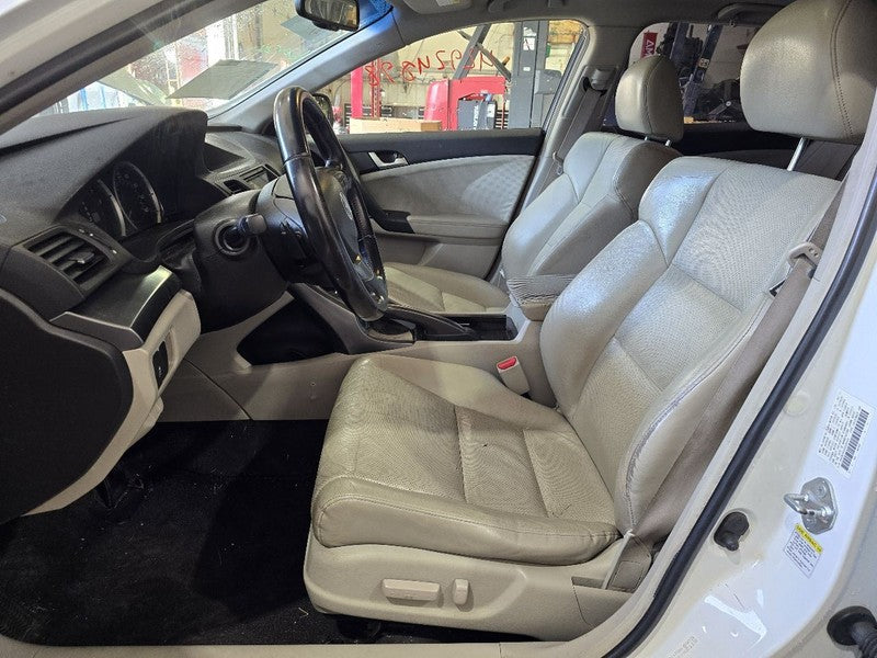 Seat Belt Front Bucket Seat Driver Buckle Fits 09-14 TSX 646412